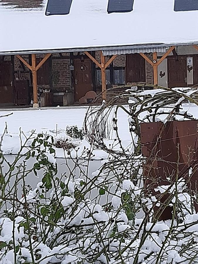 La Maison Du L.A.C. Simard Eksteriør bilde
